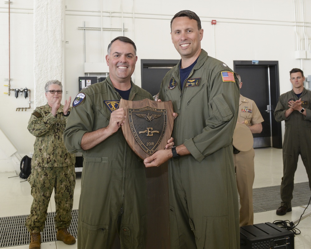 VP-4 Earns Battle E Award