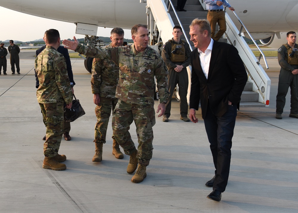 Osan welcomes Acting Secretary of Defense