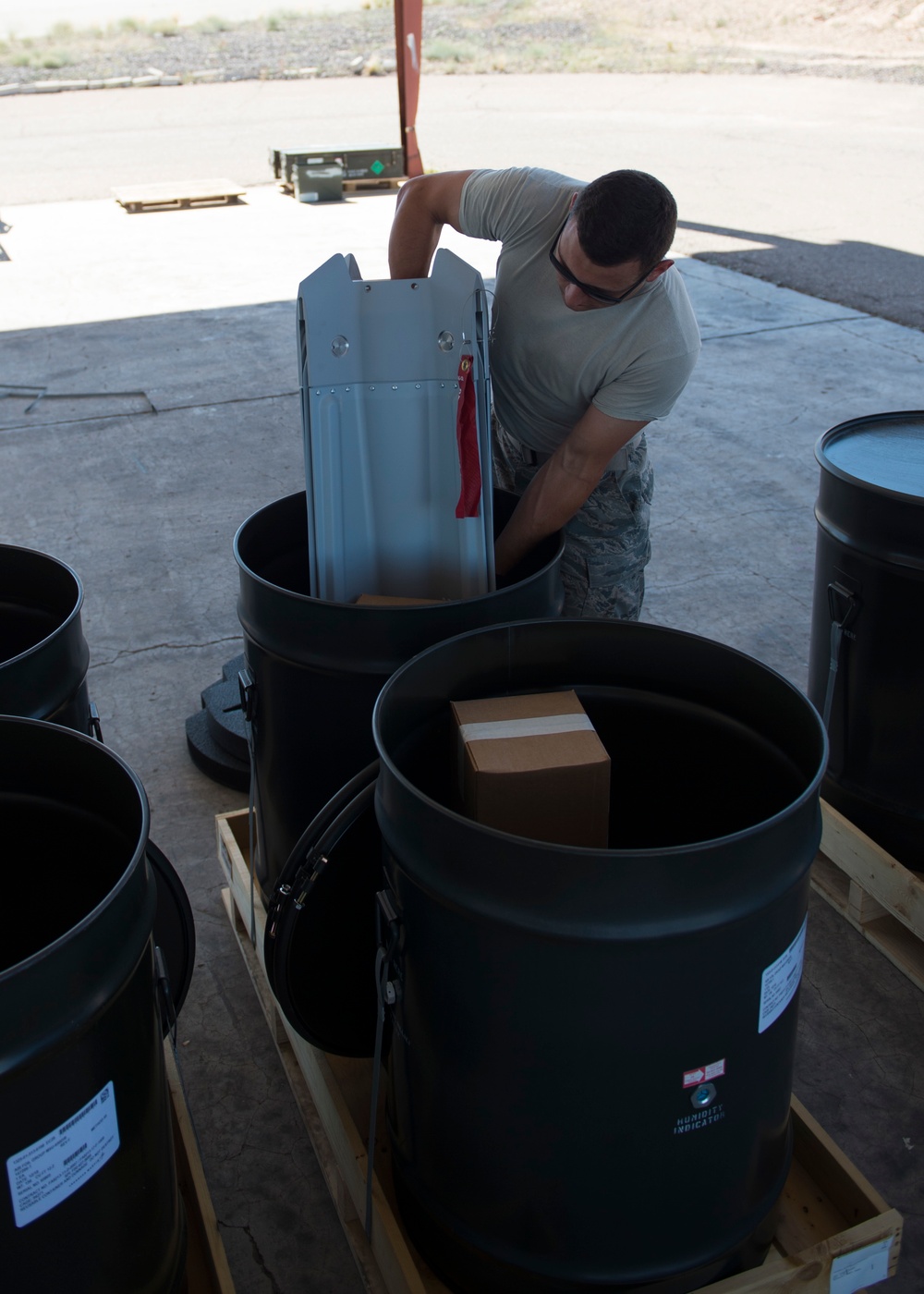 IDANG ammo troops build bombs at Nellis AFB