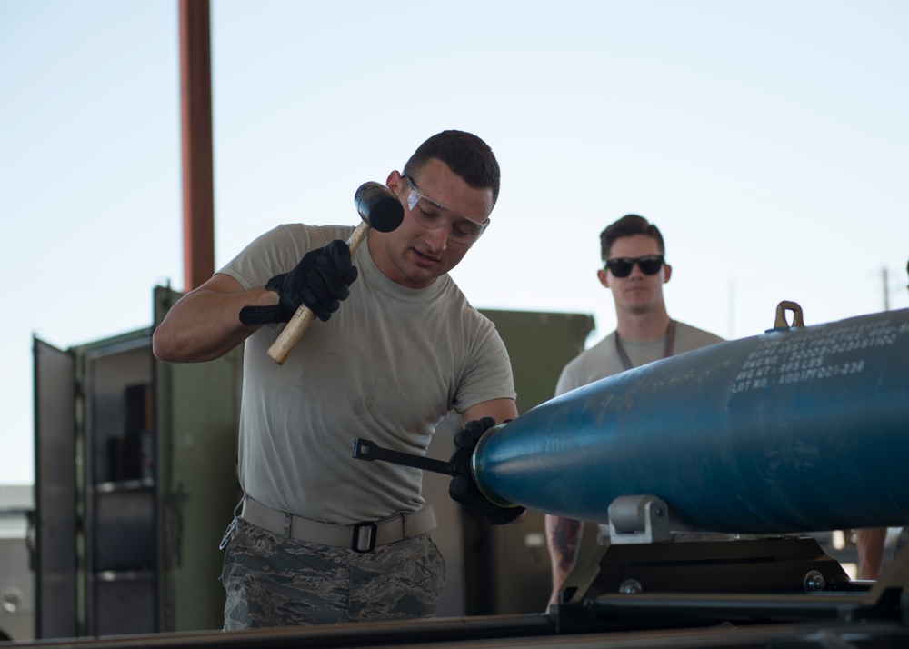 IDANG ammo troops build bombs at Nellis AFB