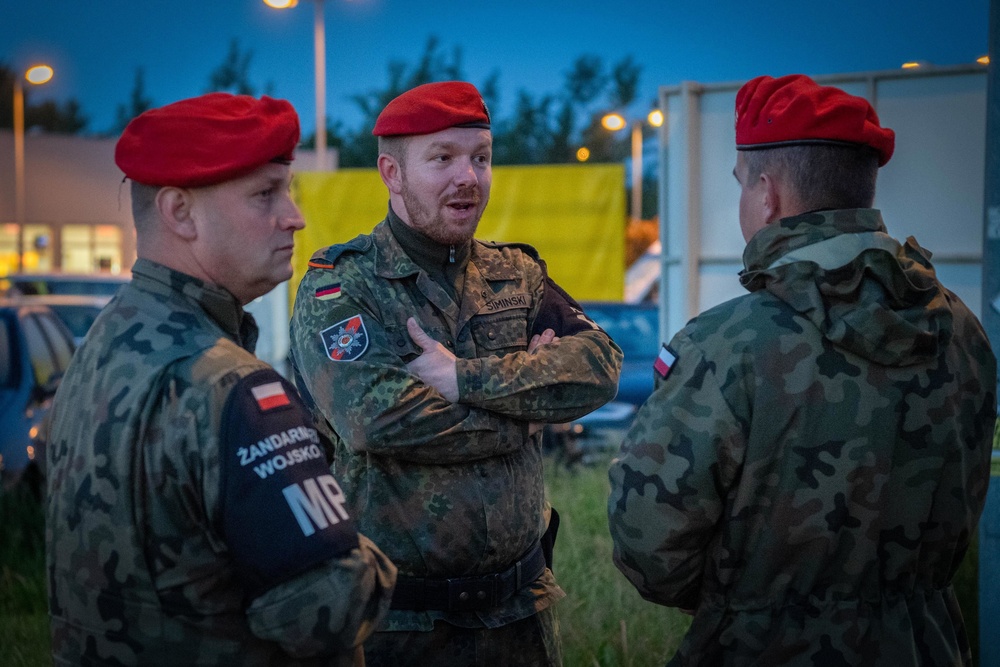 NobleJump2019 190601 Bordercrossing Tanks Convoy