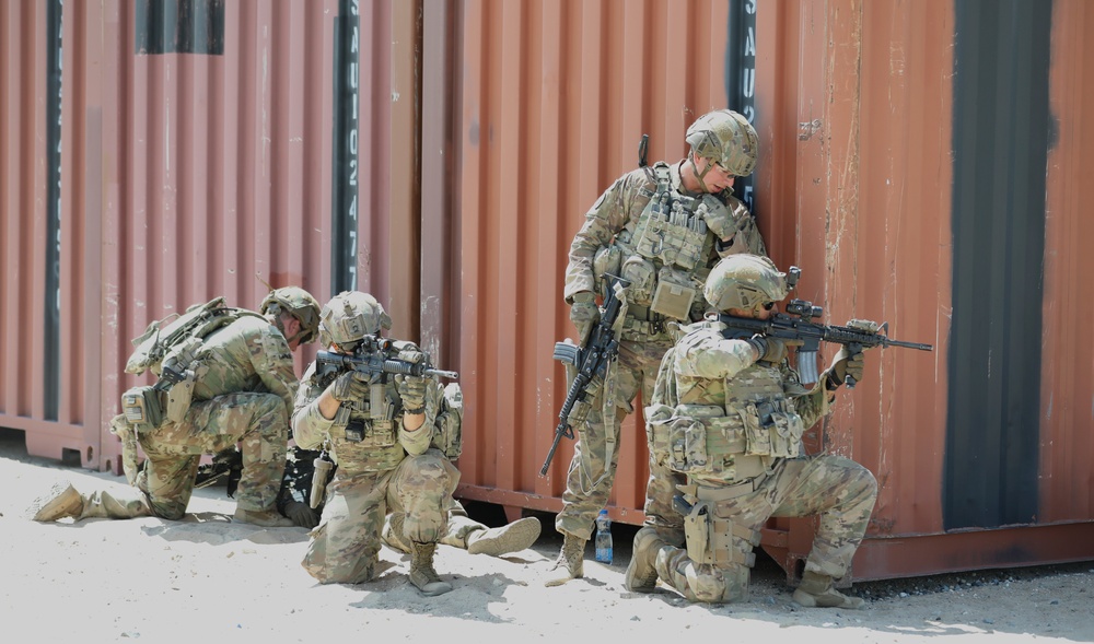 2nd Battalion 127th Infantry Regiment Conduct Quick Reaction Force Training