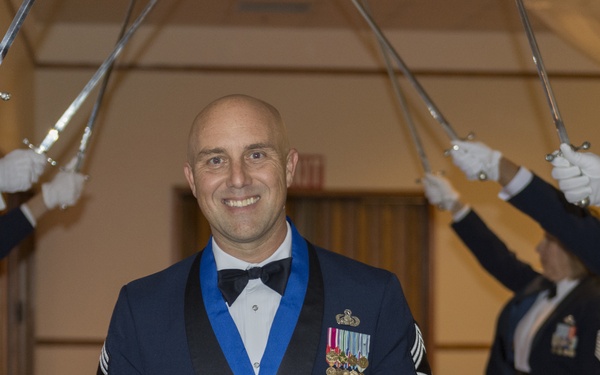 Florida Guard Inducts New Chiefs