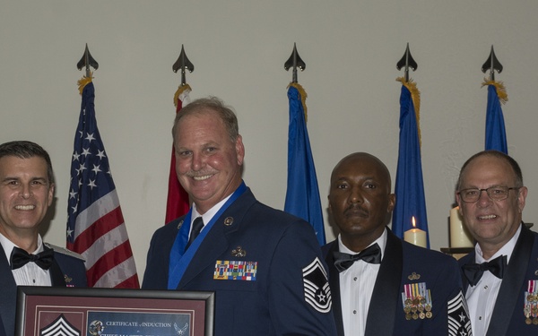 Florida Guard Inducts New Chiefs
