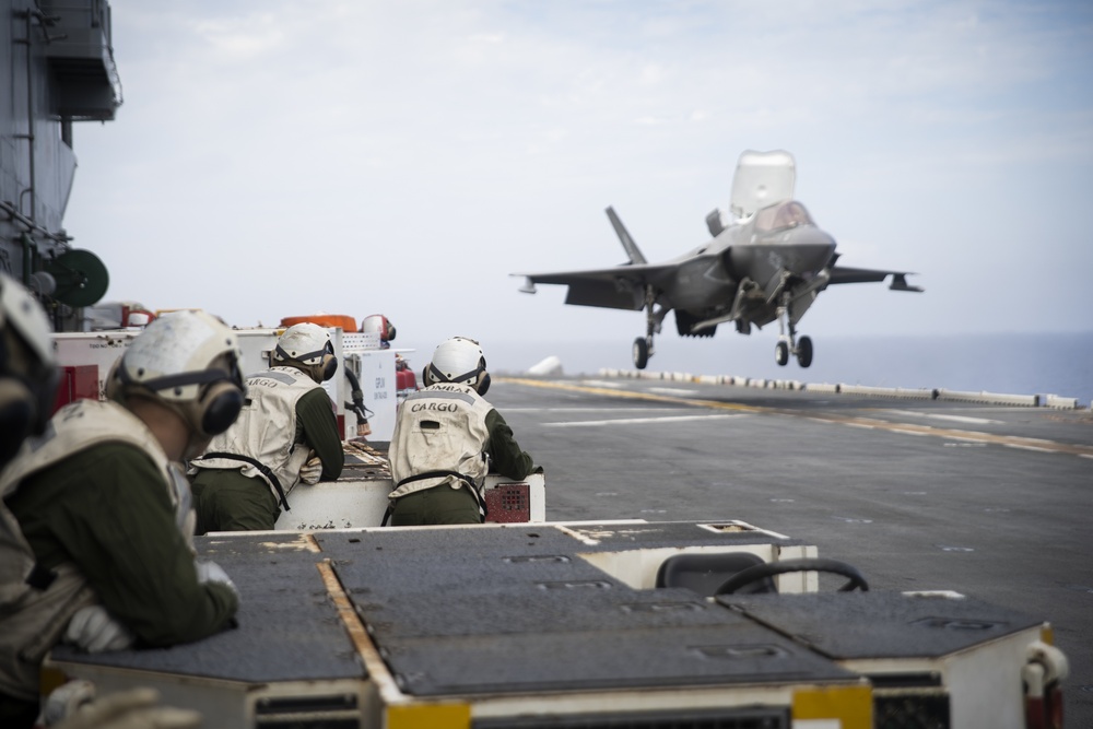 31st MEU flight operations aboard USS Wasp (LHD 1)