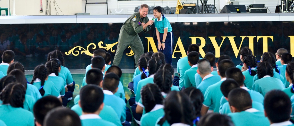 Sailors Participate in a Community Project During CARAT Thailand 2019