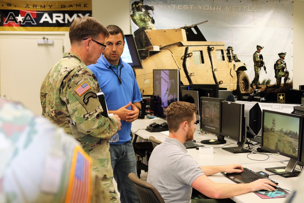 U.S. Army Cyber Command commanding general visits Redstone Arsenal