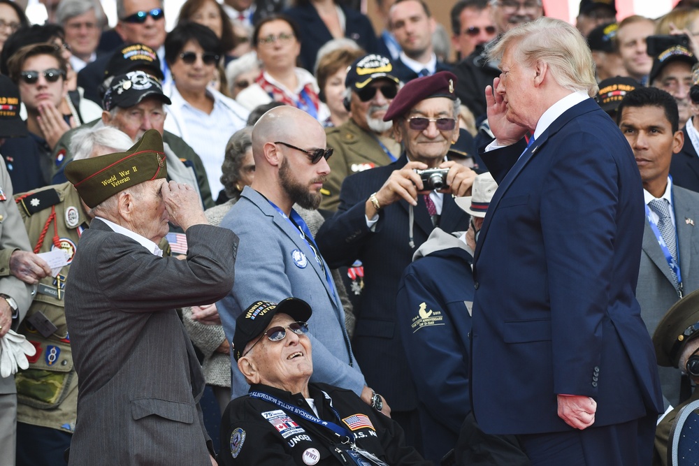 POTUS and WWII Vet Salute