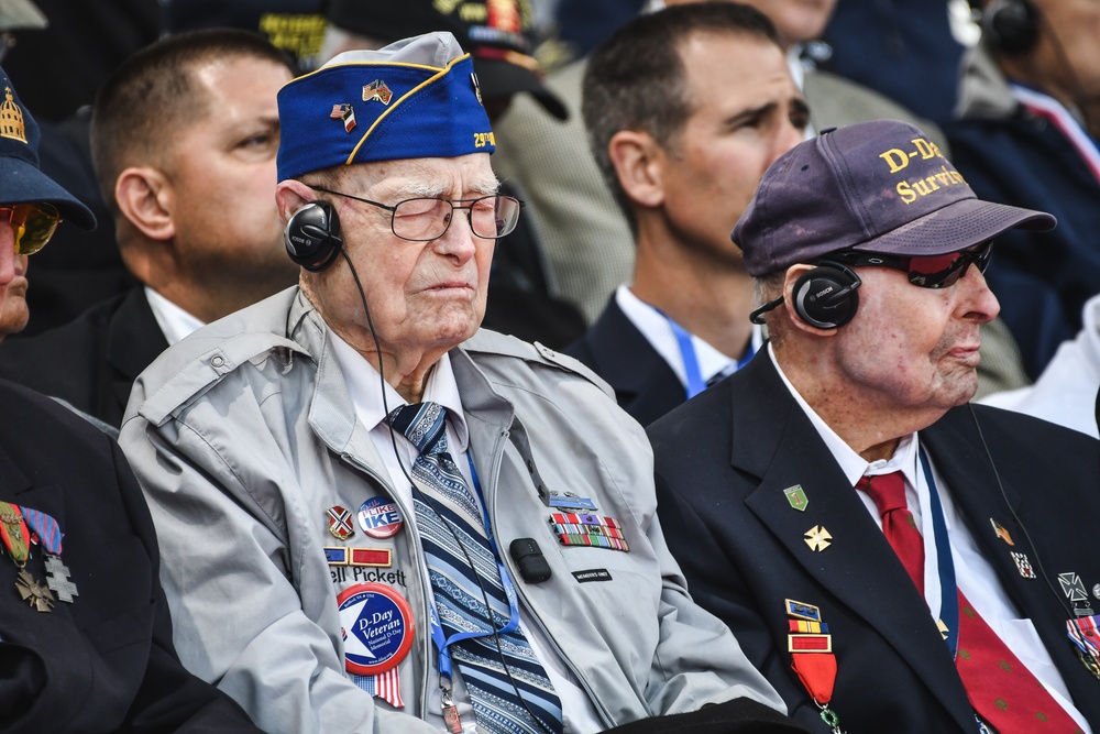 World War II Veteran Shows Emotion During Ceremony