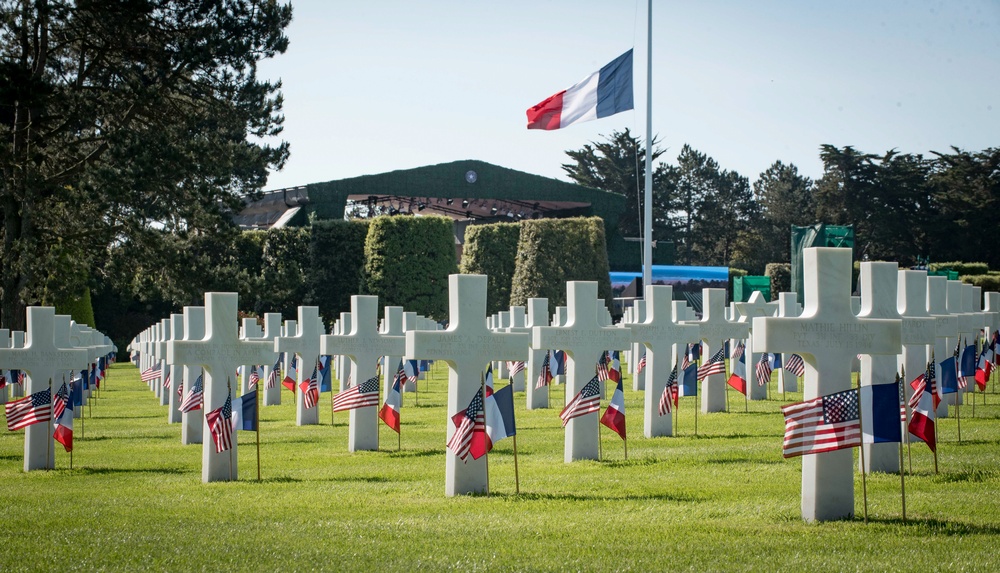 D-Day 75th: POTUS, MCPON Salute D-Day Veterans