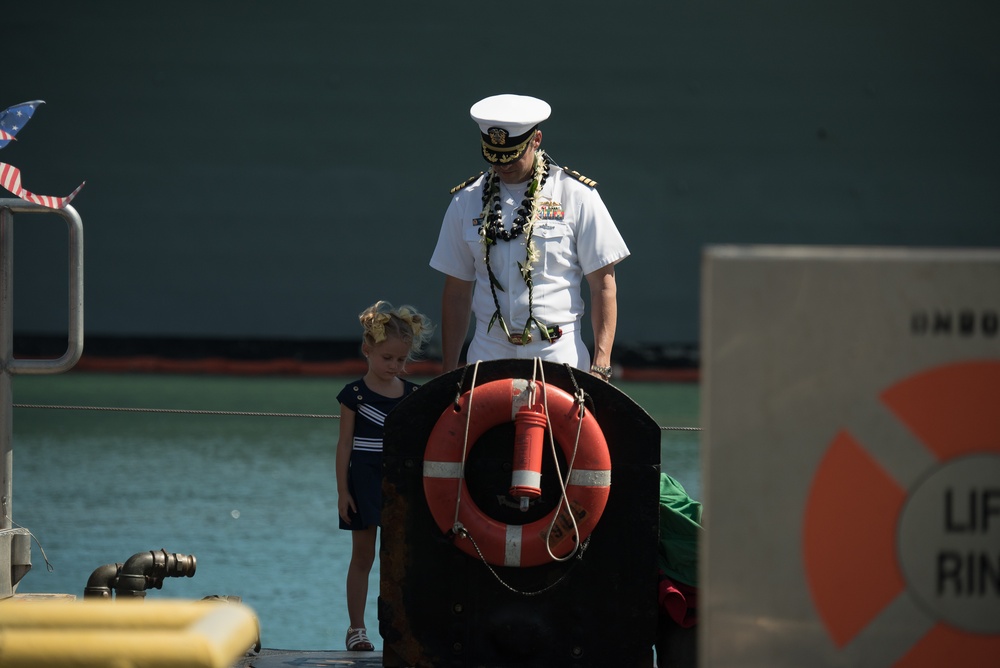 Pearl Harbor Welcomes USS Hawaii Home From Deployment