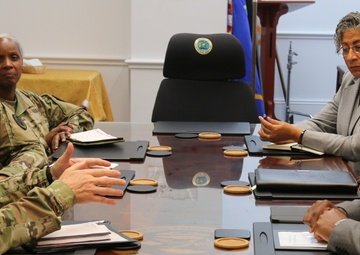 Chief Lengyel Visits VING