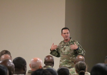 Chief Lengyel Visits VING