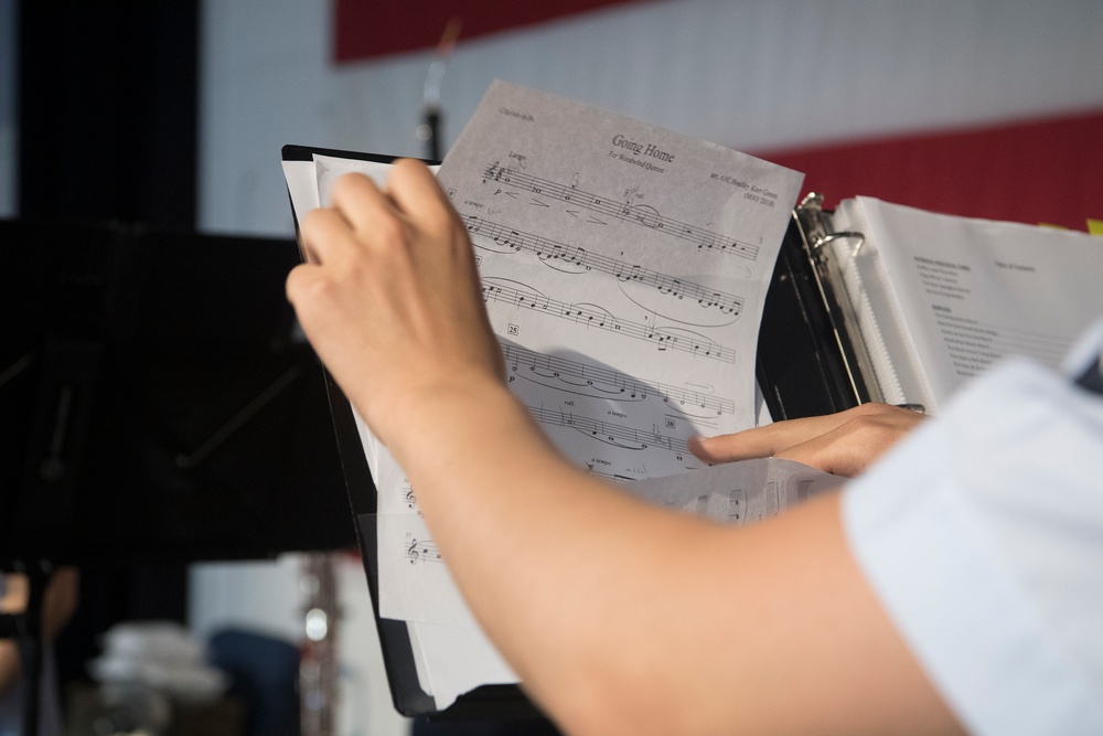 US Air Force Heritage Winds performs for LowCountry