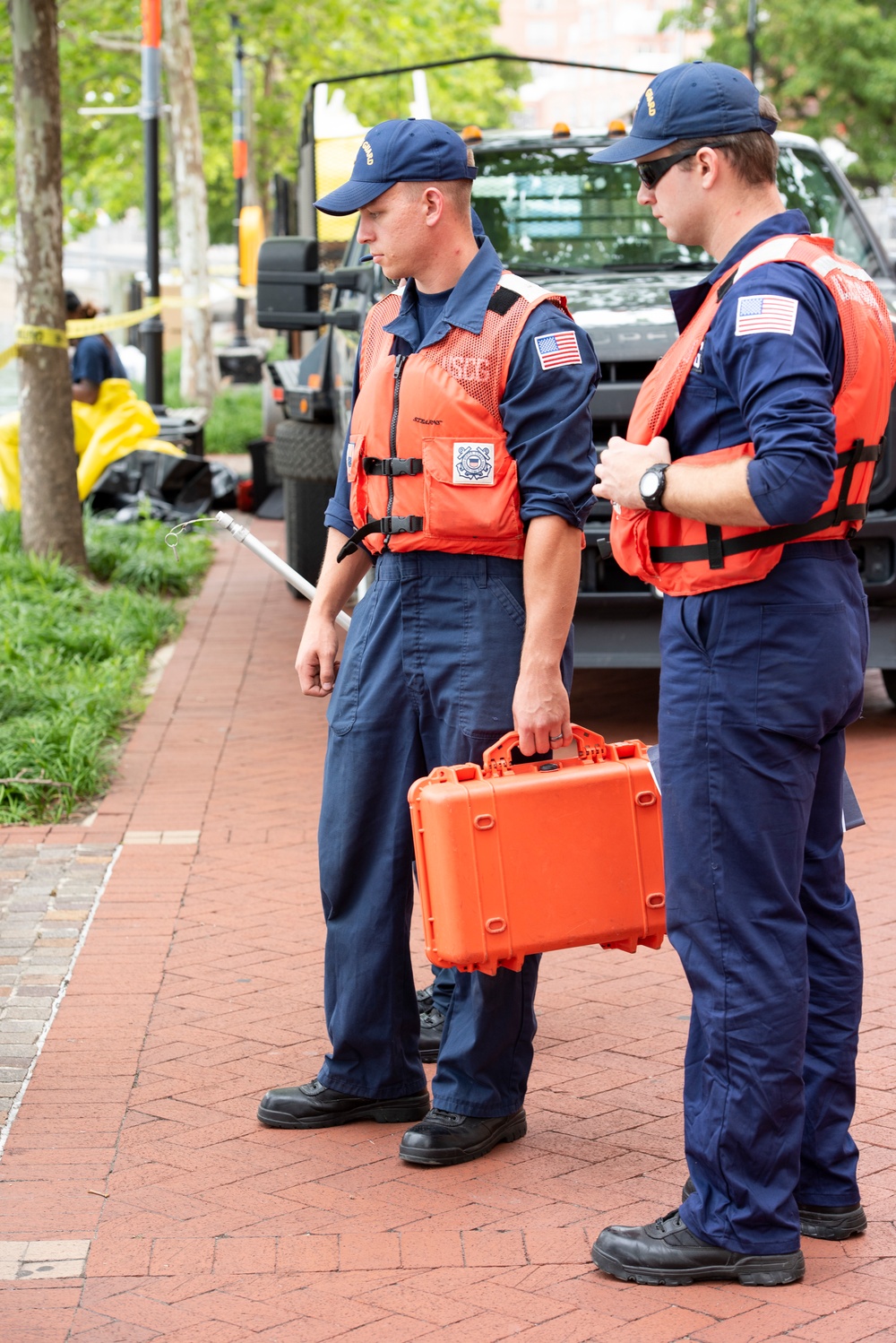 Coast Guard oversees pollution response in Baltimore