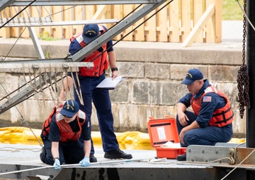 Coast Guard oversees pollution response in Baltimore