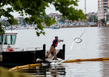Coast Guard oversees pollution response in Baltimore