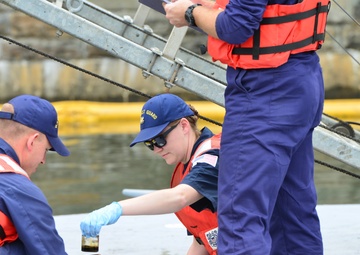 Coast Guard oversees pollution response in Baltimore
