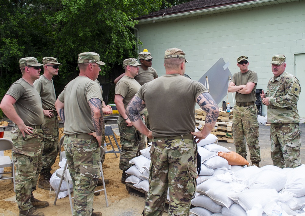 Illinois National Guard Sandbag in Grafton