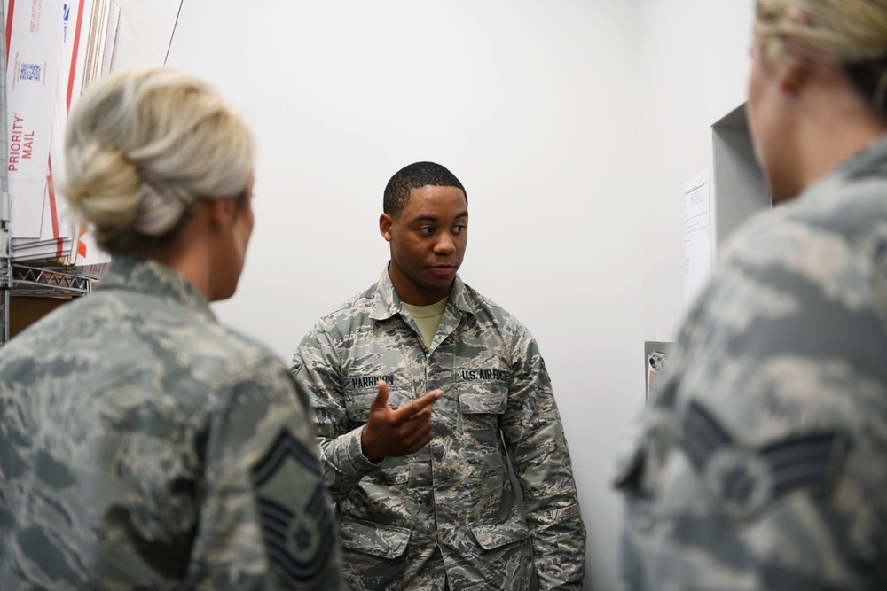 178th Airmen train with 154th Mission Support Group