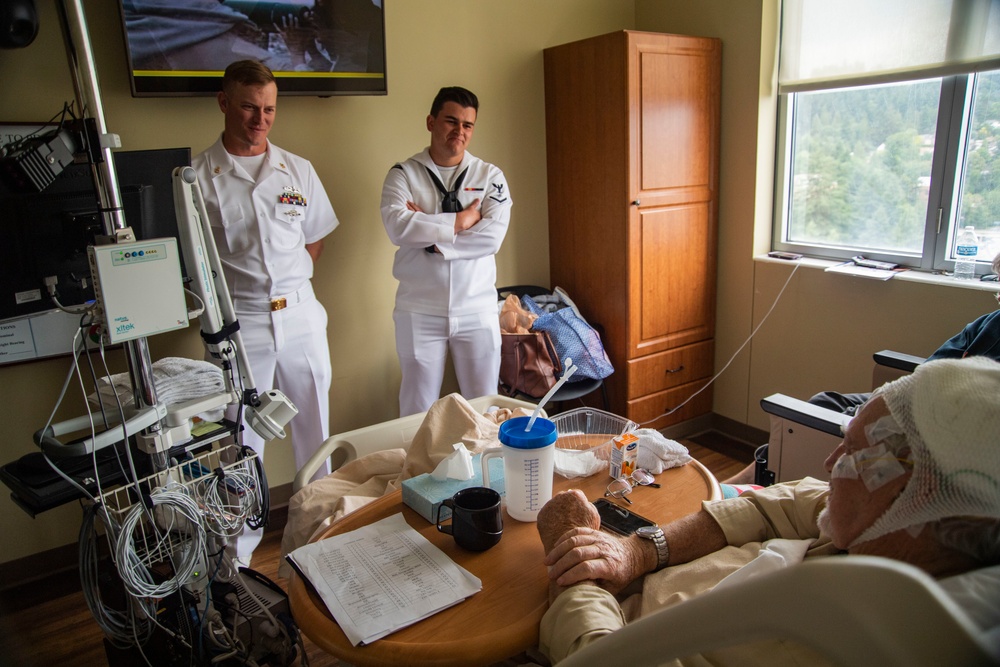 Sailors Visit Portland VA Hospital
