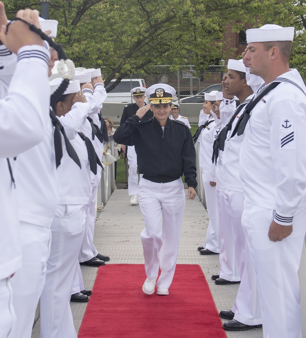 DVIDS Images USS Pinckney Hosts Portland Fleet Week Reception