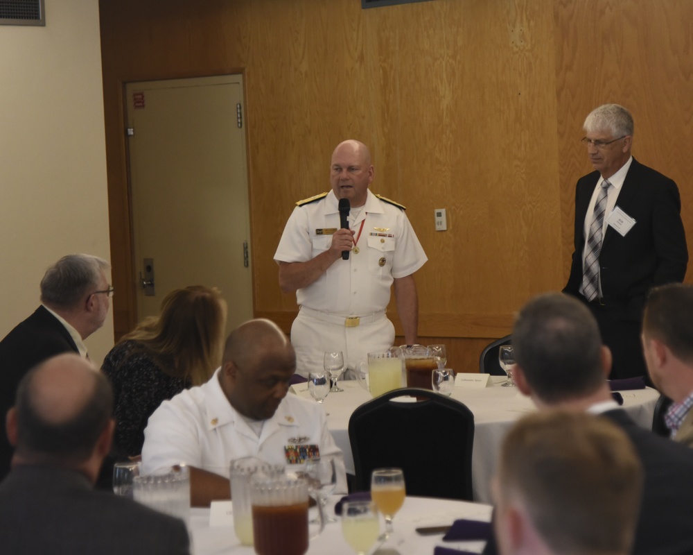 VADM Alexander attends COSA/Navy Admirals Luncheon