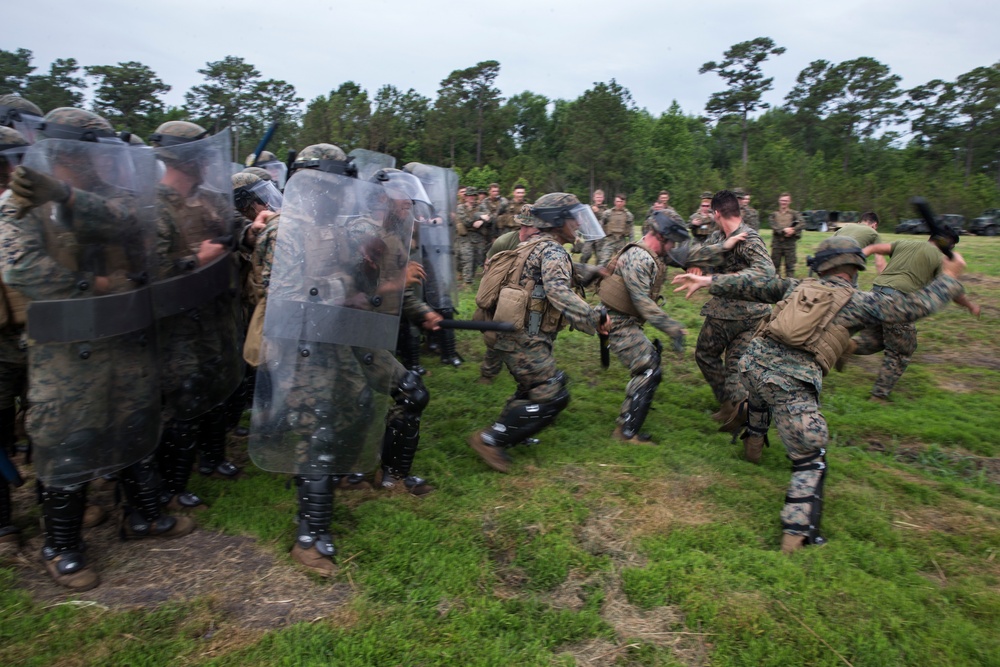 2nd Law Enforcement Battalion Trains The Battalion Landing Team 2/8 on Non-Lethal Training