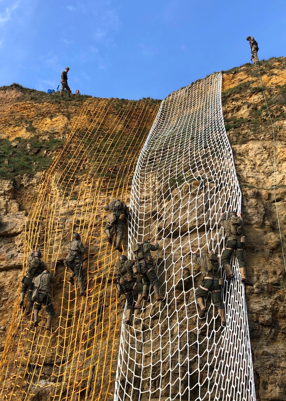 Rangers Scale Pointe du Hoc