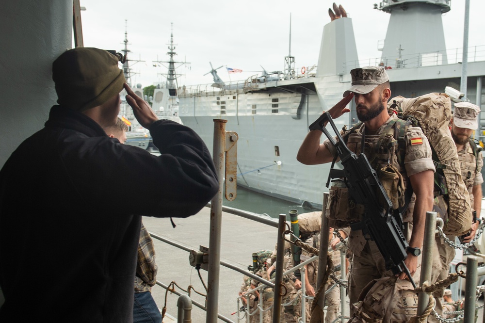 Spanish Marines embark on the USS Fort McHenry, BALTOPS 2019