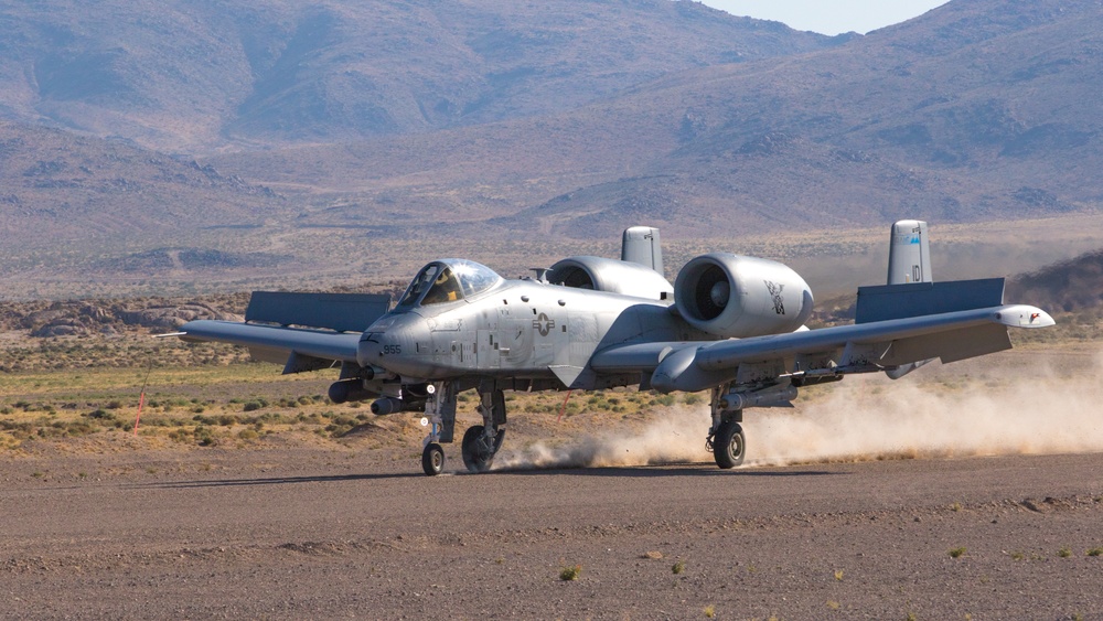 A-10 Thunderbolt executes austere landing
