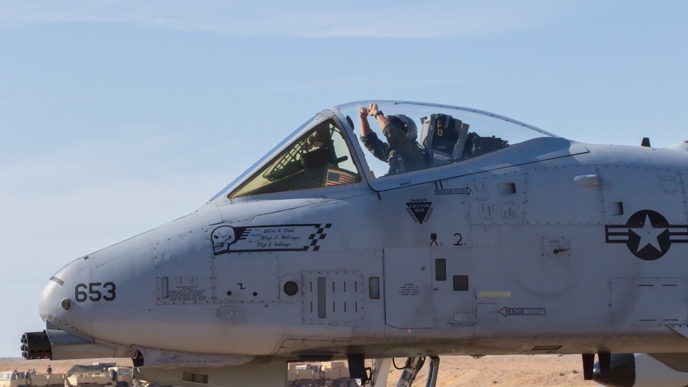 A-10 Thunderbolt taxiing down the runway