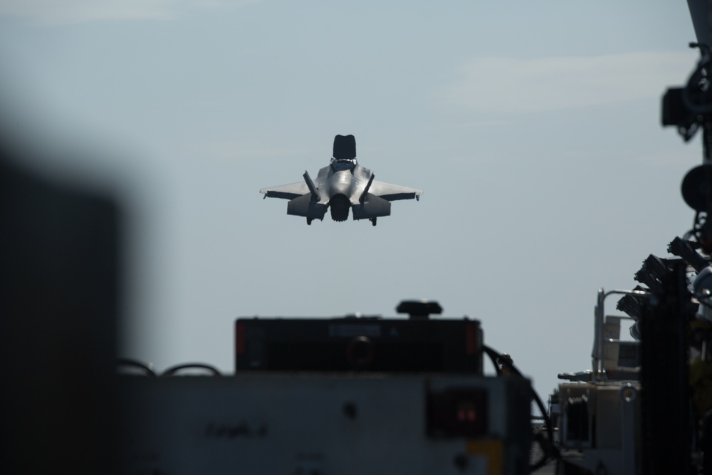 31st MEU flight operations aboard the USS Wasp