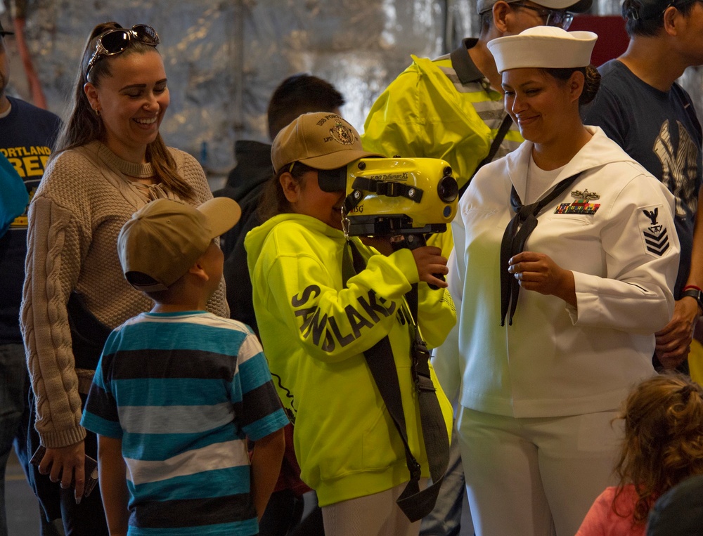 Festivities of Portland Fleet Week