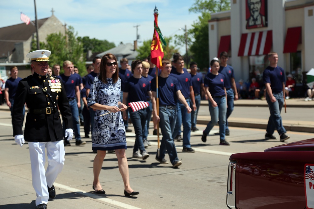 I MEF CG in Appleton