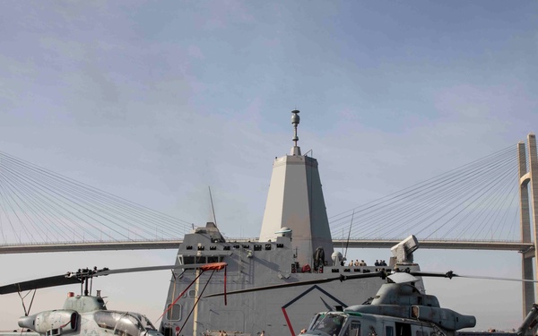 USS Arlington, 22nd MEU Suez Canal Transit