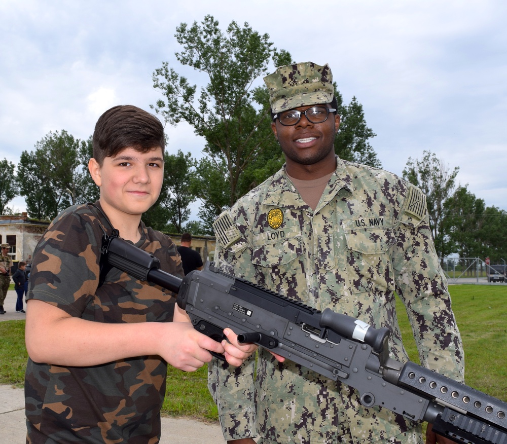 U.S., Romanian Military Host International Children’s Day Events