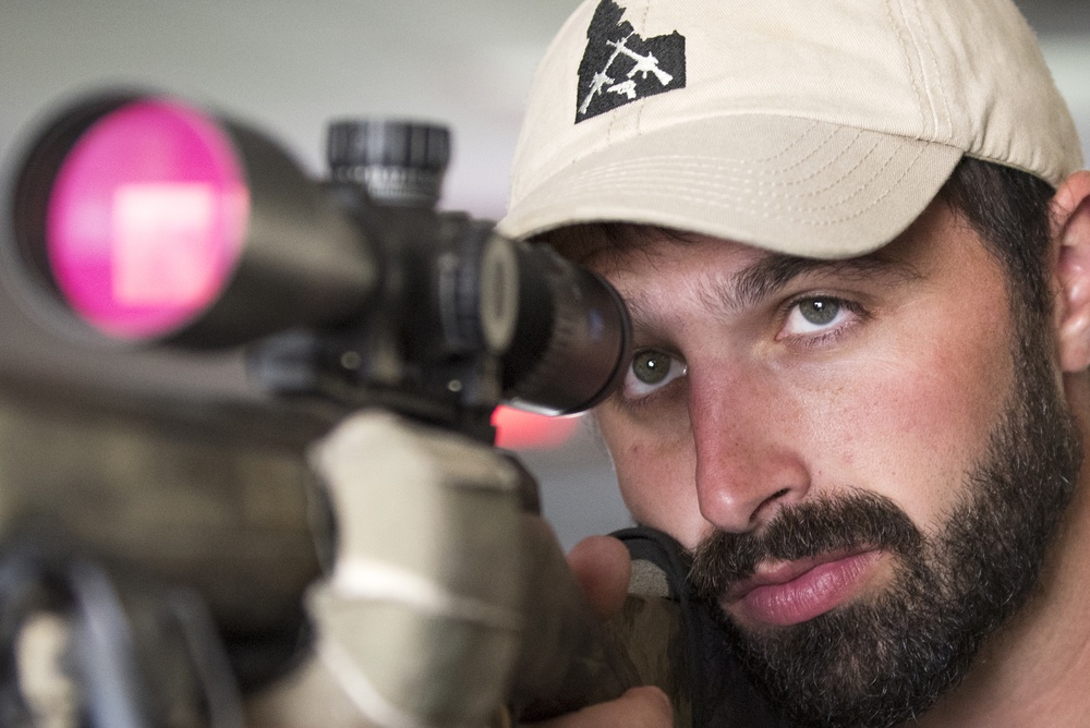 Idaho National Guard marksmanship team trains with local Treasure Valley sniper police