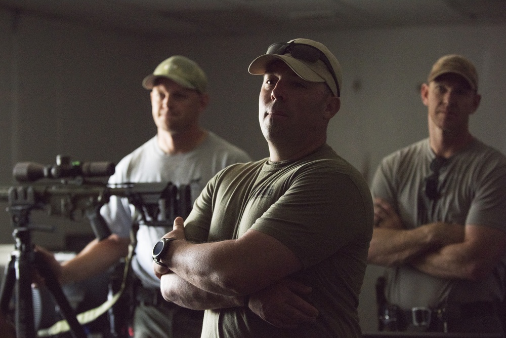 Idaho National Guard marksmanship team trains with local Treasure Valley sniper police