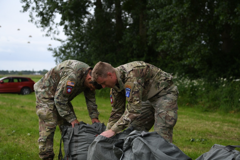 Commemorative Airdrop D-Day 75