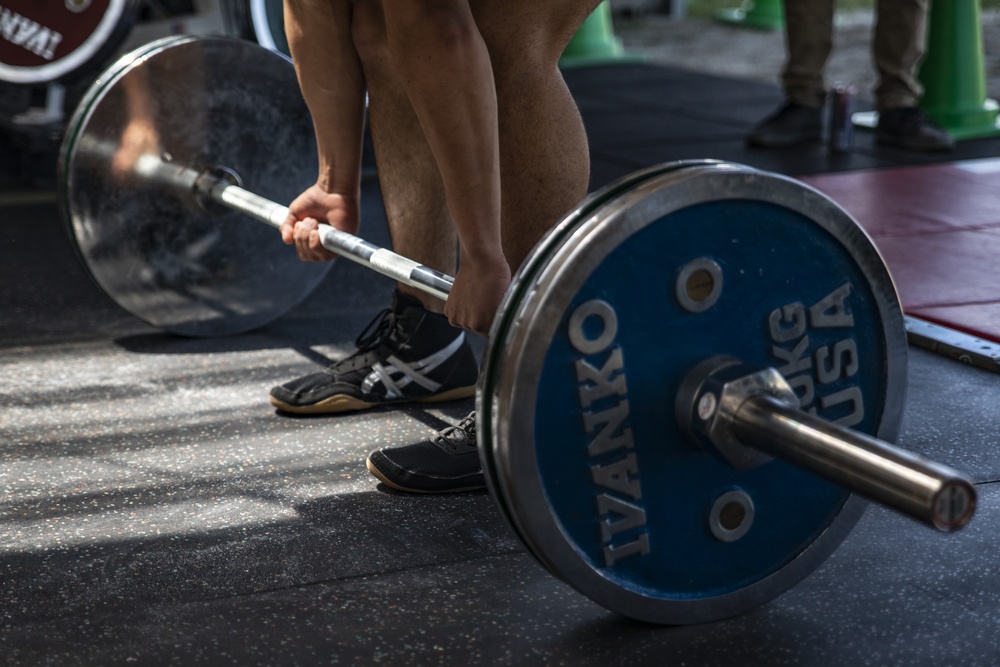 Get after it: service members, civilians compete in deadlifting competition