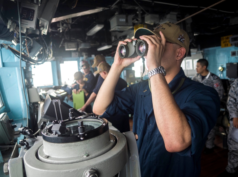 USS Antietam Operates Underway with the Royal Thai Navy During CARAT Thailand 2019