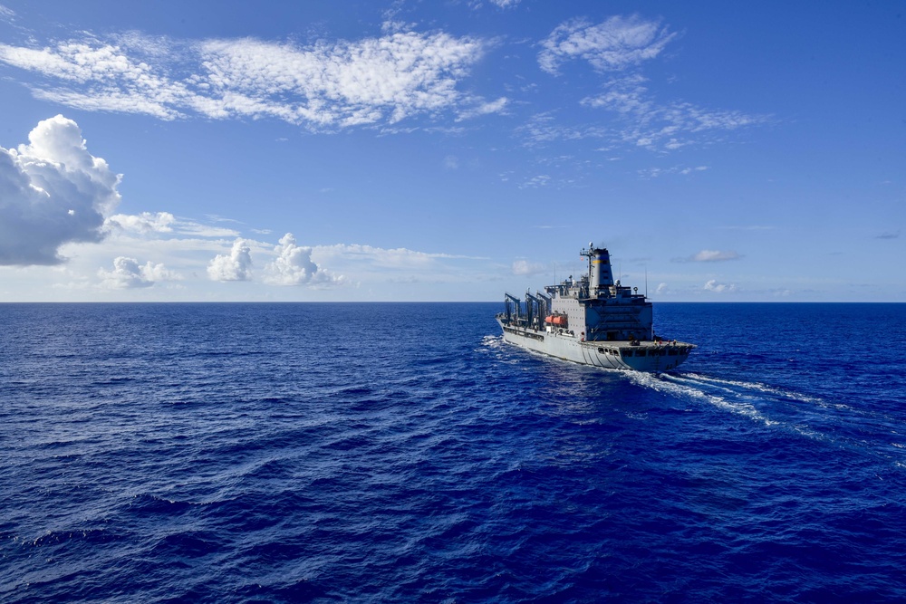 USS WASP (LHD 1) REPLENISHMENT AT SEA