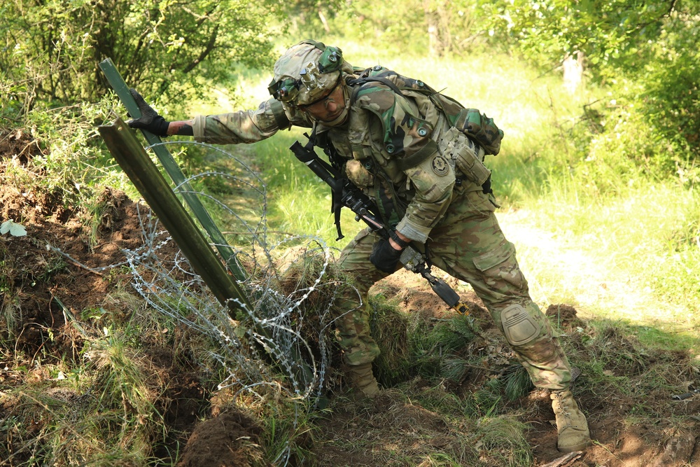 Engineers Clear Obstacles during SG19