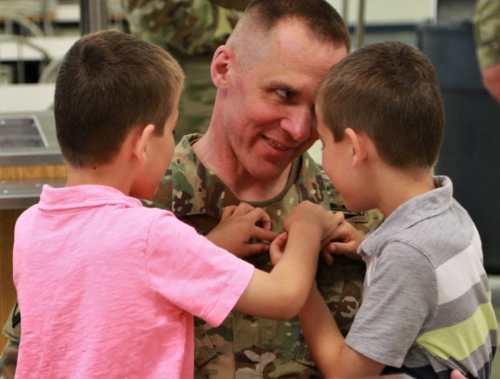 Illinois Army National Guard Command Sgt. Maj. Steven Krause Retires After More Than 31 Years