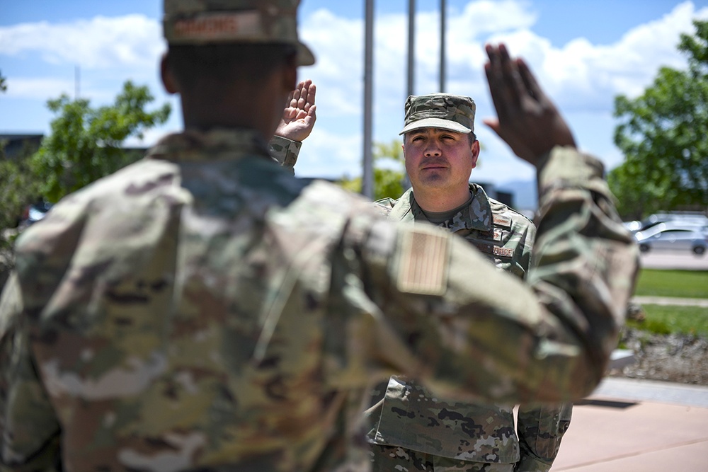 New lieutenant re-enlists future command chief
