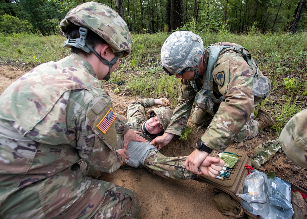 Engineers Conduct Convoy Training