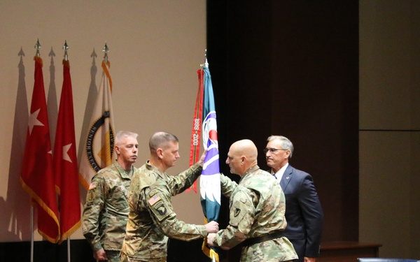 U.S. Army Aviation and Missile Command welcomes new commander