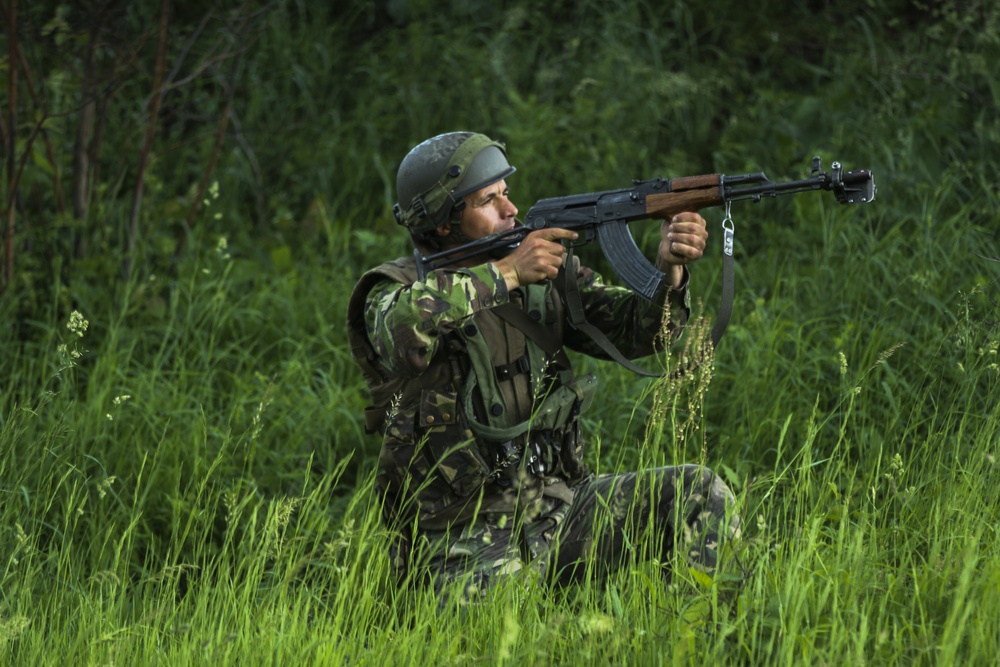Romanian Land Forces Conduct Field Training Exercise