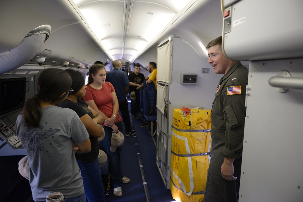 Lt.j.g Thomas Munns explains the capabilites of the P-8A Poseidon to Tuloso Midway Cadets
